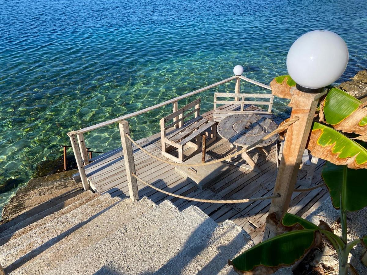 Villa Xhefri 2 Sarandë Eksteriør bilde