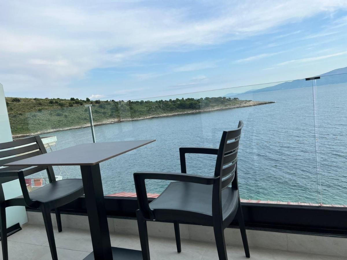Villa Xhefri 2 Sarandë Eksteriør bilde