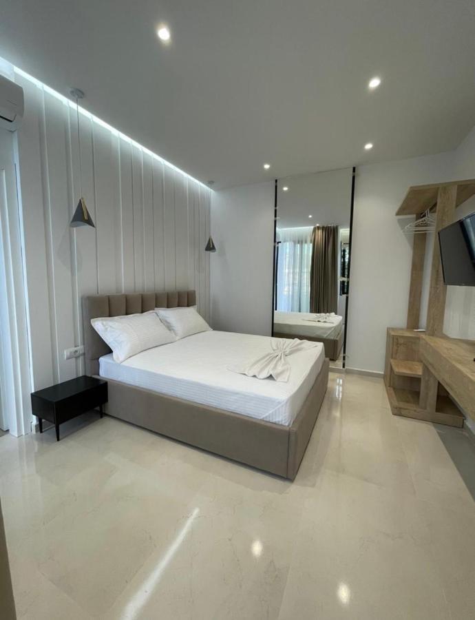 Villa Xhefri 2 Sarandë Eksteriør bilde